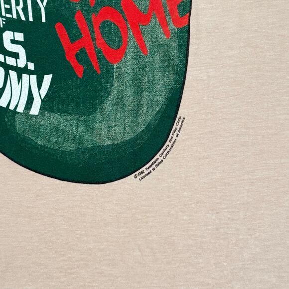 Vintage 1982 MASH 4077th Goin Home T Shirt U.S. Army Graphic Tee Tan Size S - Picture 3 of 8